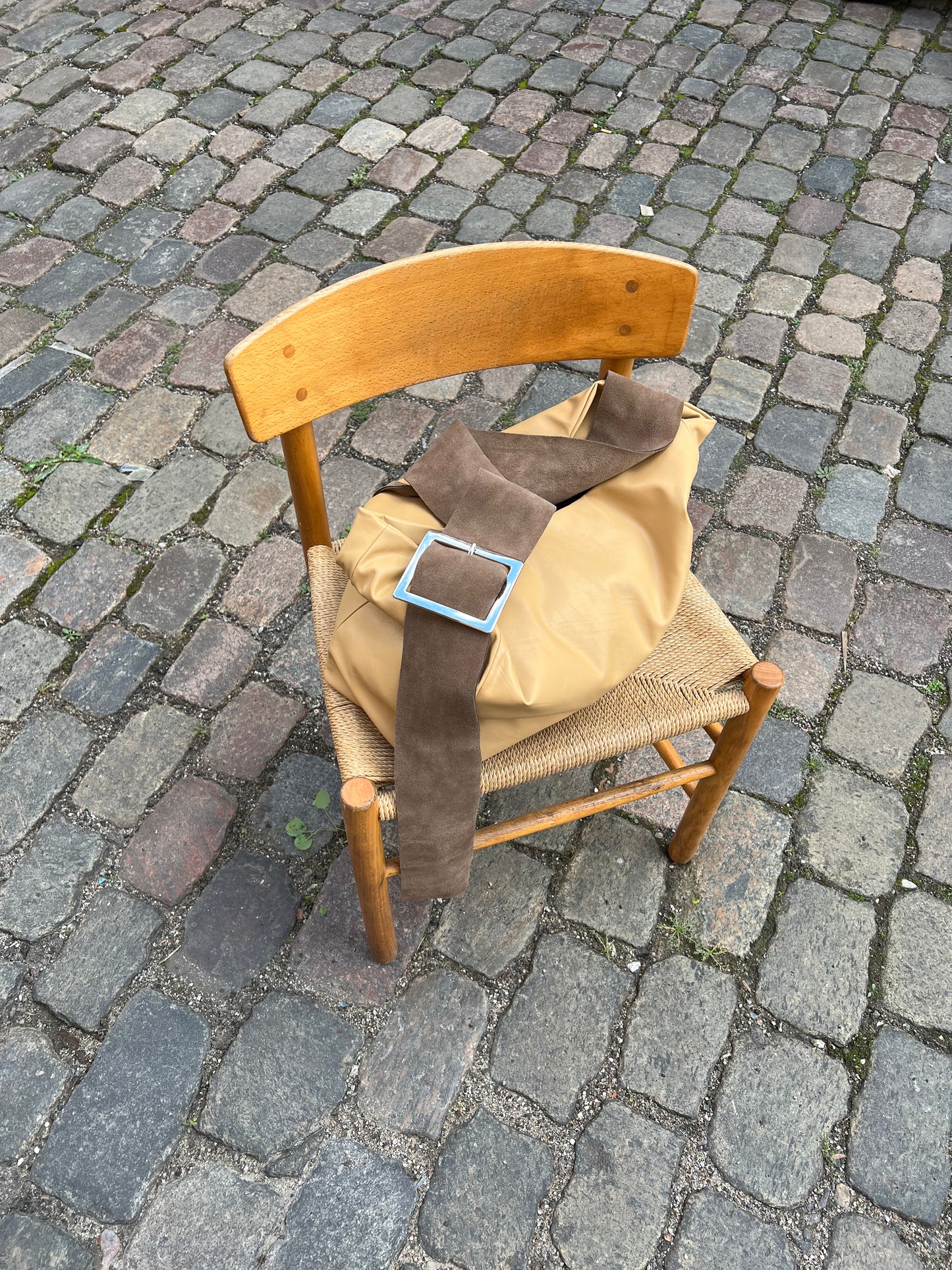 SQUARE buckle - cream big