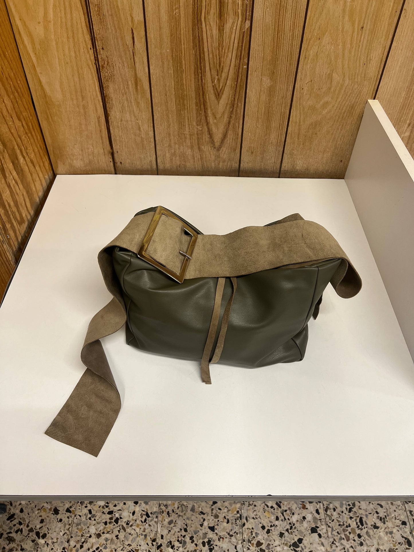 SQUARE buckle - forest small - beige strap