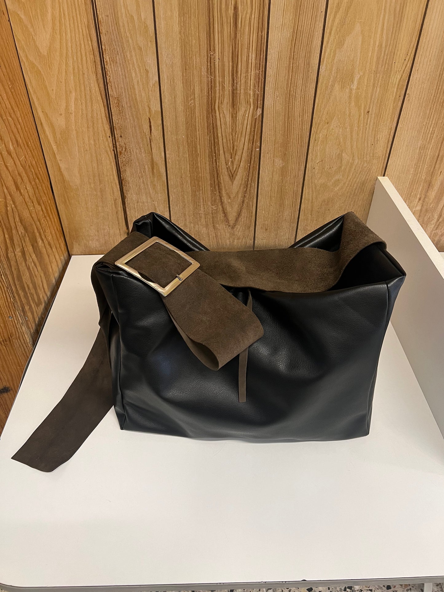 SQUARE BUCKLE - black big - brown strap