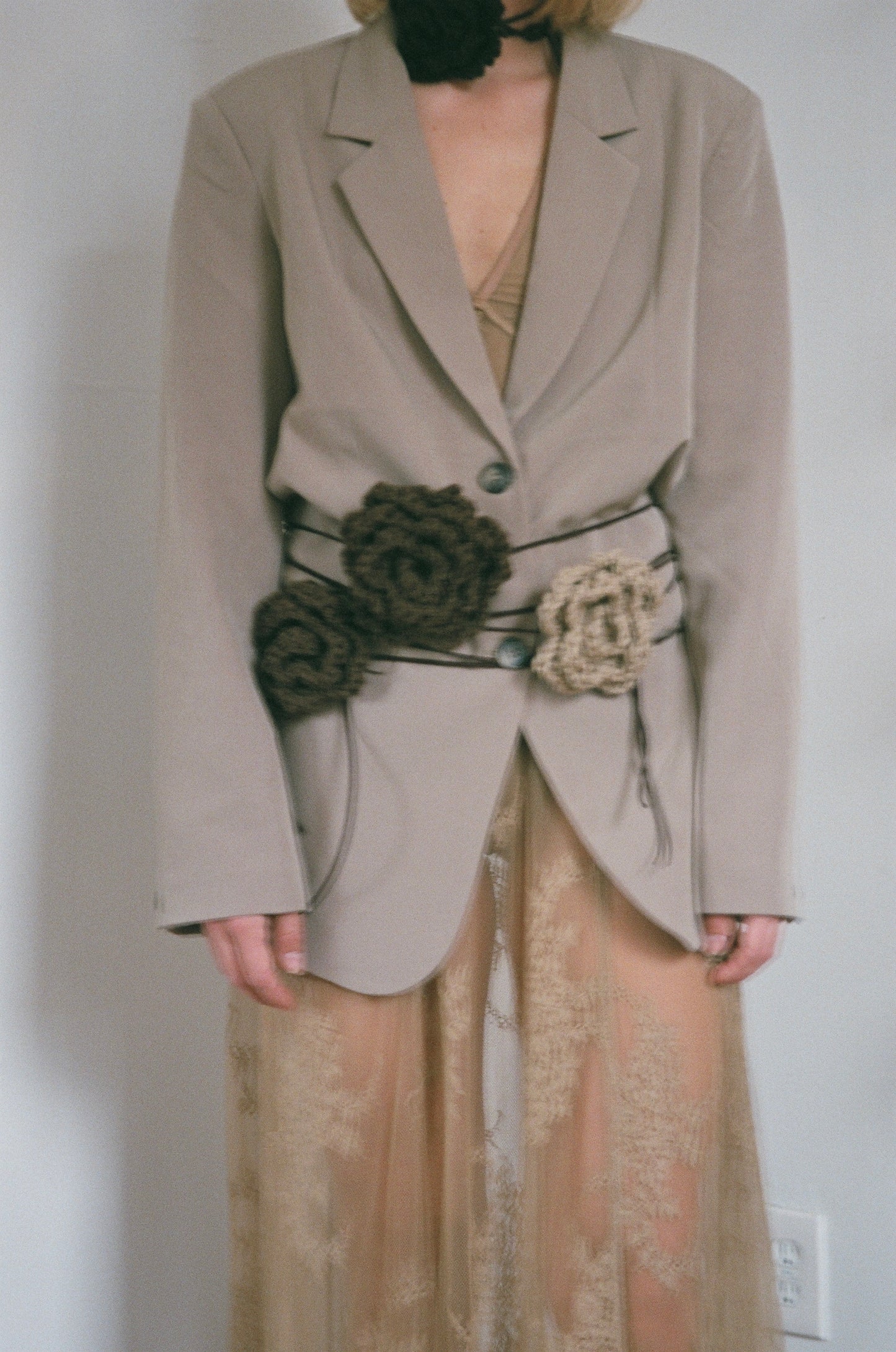 Walking rose beige belt_middle