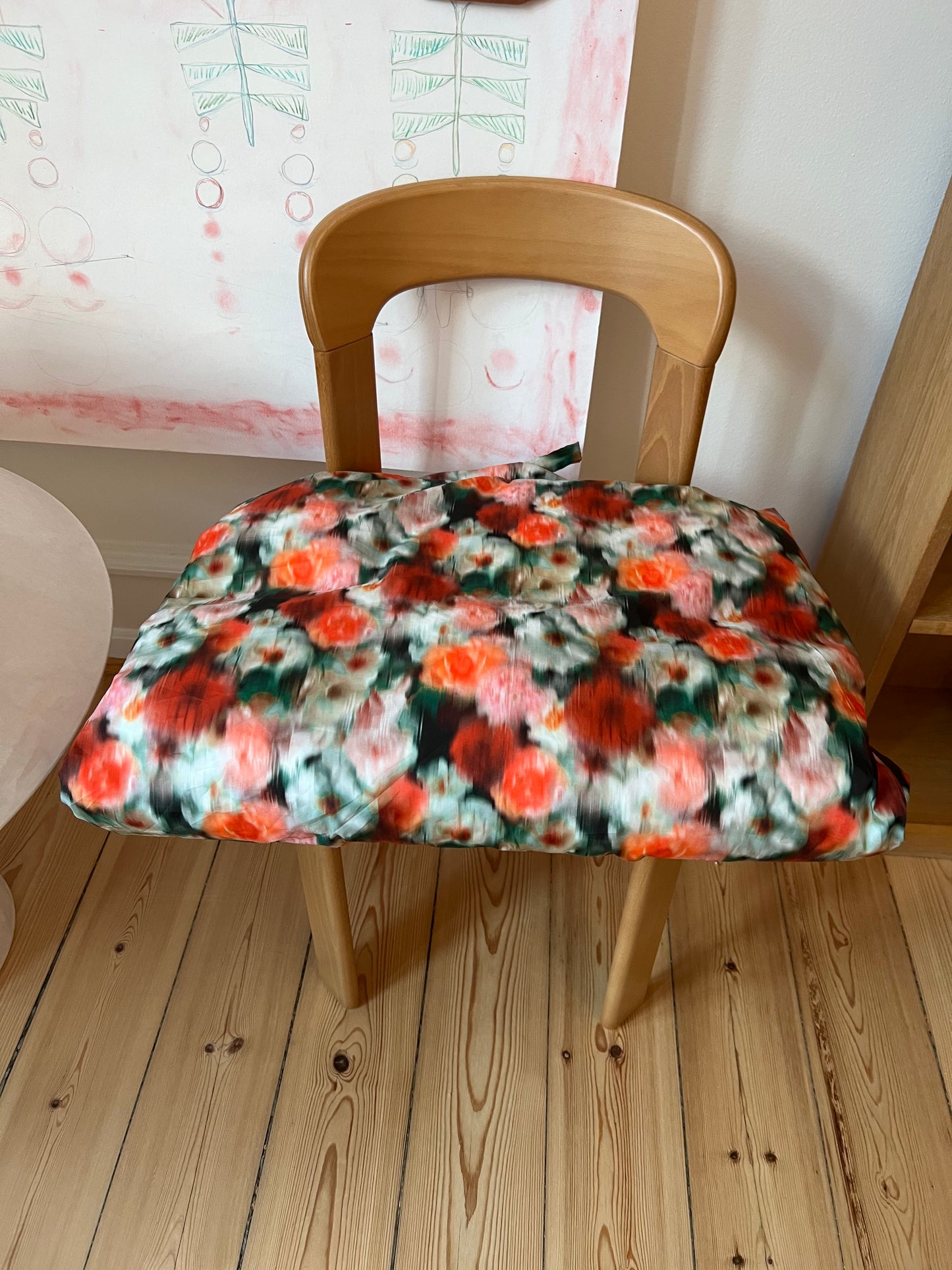 Limited Faded Floral junior bedding