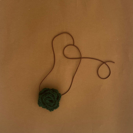 Walking rose choker green_small